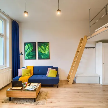 Tiny Studio City Centre / Mala Kawalerka Štetín